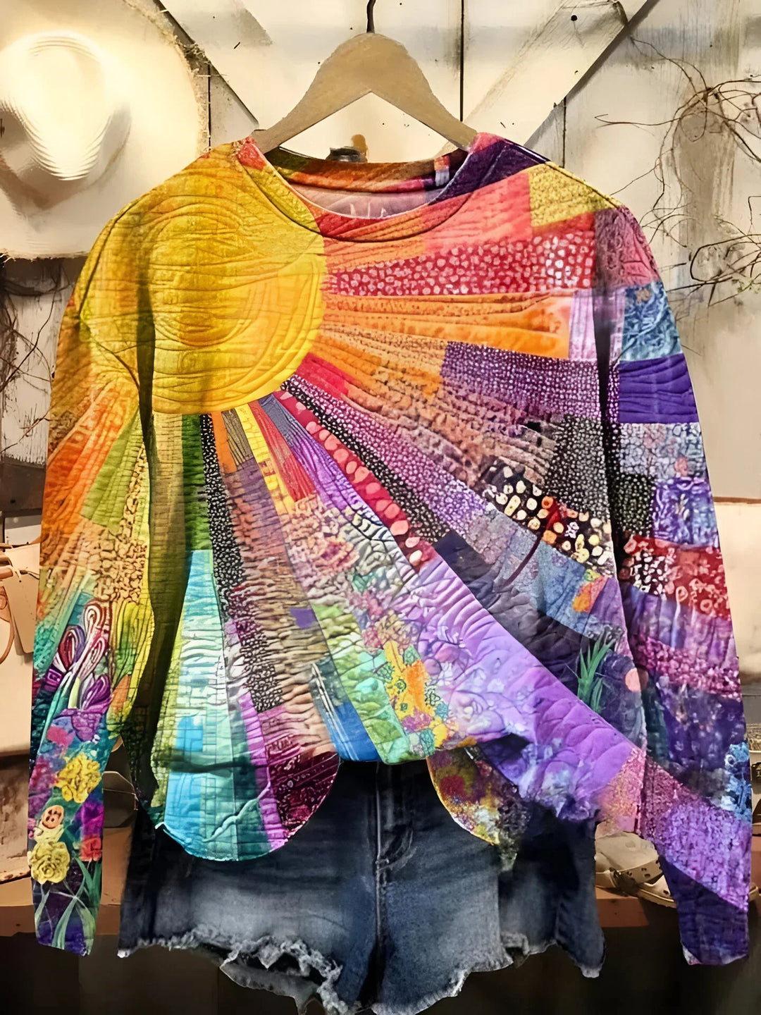 Quirine - Colorful Sun Collage Sweatshirt